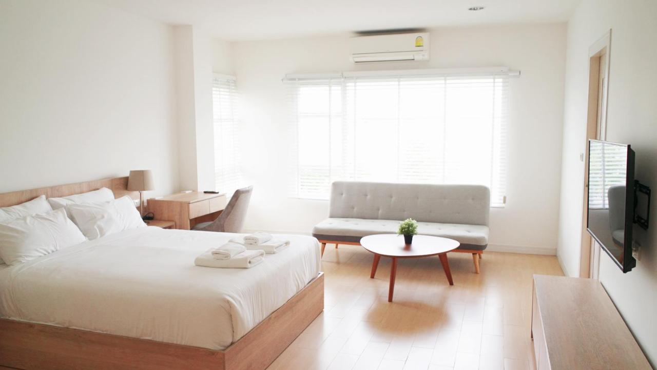 Hotel The White Garden Premier Saraburi Ban Dao Ruang  Exterior foto